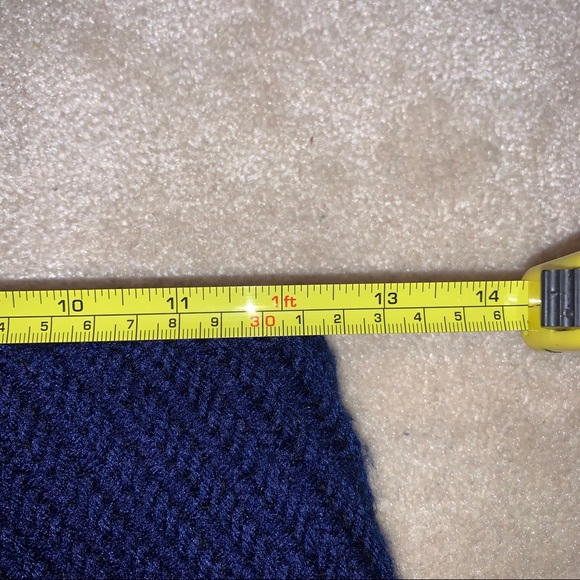 2/$25👗 Knitted Skirt - Picture 5 of 10